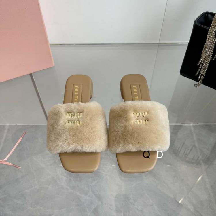 Picture of Miumiu Shoes _SKUMiuMiusz35-40GDT070117909
